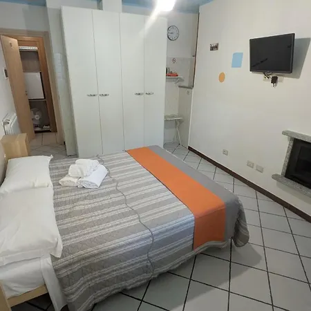 Guesthouse Sofia Guest house Stresa